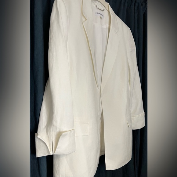 Calvin Klein White Lightweight Cuffed Blazer- Size 16 - Picture 4 of 7